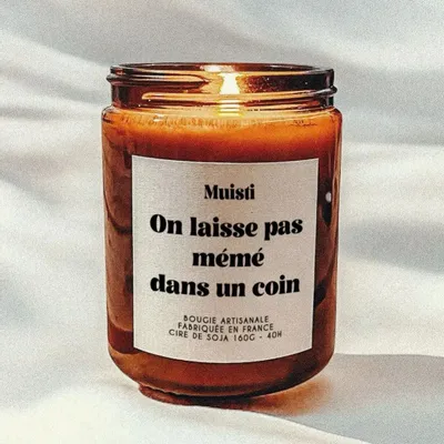 Gifts - Scented Candle - We Don't Leave Grandma in a Corner - White Musk - 160g - MUISTI