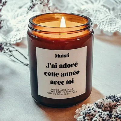 Cadeaux - Bougie Parfumée - J'ai adoré cette année avec toi - Musc blanc – 160g - MUISTI