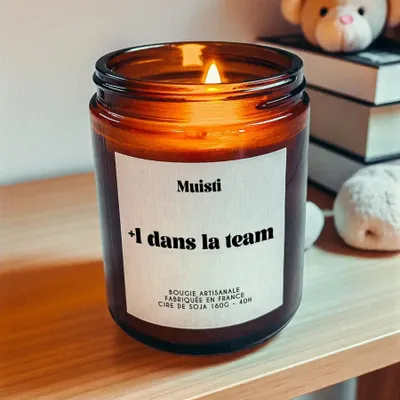 Cadeaux - Bougie Parfumée - +1 dans la team - Musc blanc – 160g - MUISTI