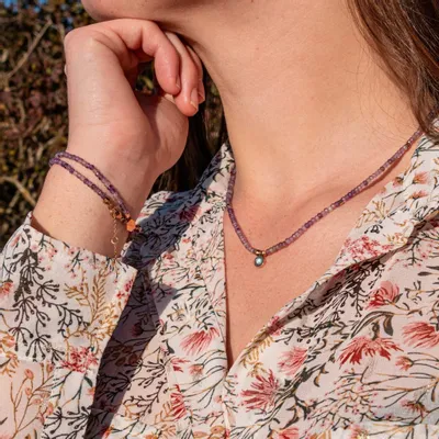 Cadeaux - Collier, bracelet et boucles d'oreilles Lumia en pierres Améthyste - SLOYA