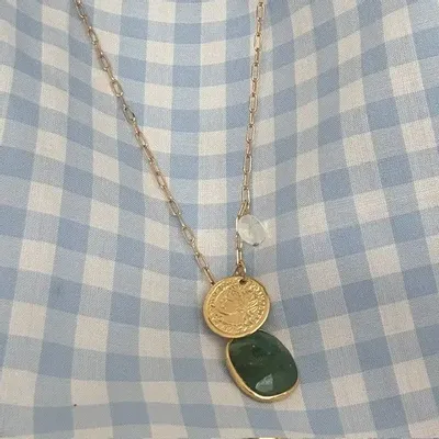 Bijoux - Collier chaine saphir et médaille- Taj Mahal - SOPHIE DESCHAMPS BIJOUX