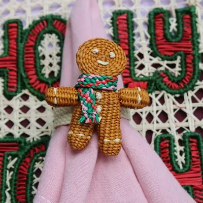 Platter and bowls - Gingerbread Man Napkin Ring - CORO CORA
