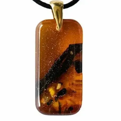 Bijoux - Pendentif en chêne noir et ambre – rectangle – Origine Terrestre - GLASS4CANDLES