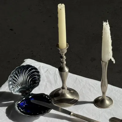 Candlesticks and candle holders - Antique silver plated candle holder with baluster shaft H21 D9.5 - OFFICE OBJETS