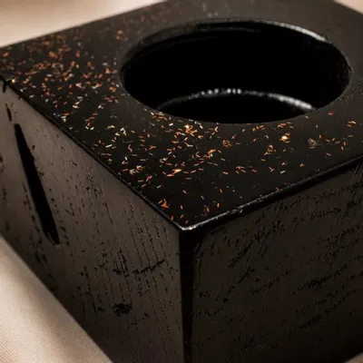 Bougeoirs et photophores  - Bougeoir en chêne noir et métal doré – rectangle – résine noire - GLASS4CANDLES