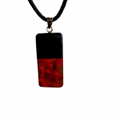 Bijoux - Pendentif en chêne noir et ambre – rectangle – Monolith Bar Rouge - GLASS4CANDLES