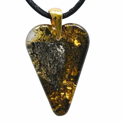 Bijoux - Pendentif en chêne noir et résine – cœur, 38x26x6 mm – Luminescent - GLASS4CANDLES