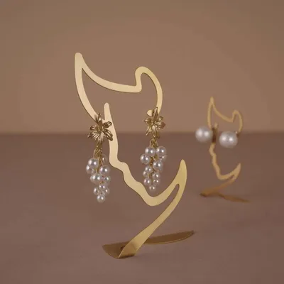 Objets de décoration - Porte-boucles d'oreilles silhouette en laiton - WHISPERING WOODS