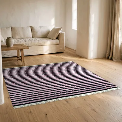 Contemporary carpets - Germogli Rosa Grande, handwoven wool rug 210 x 210 cm - EUGENIA PINNA