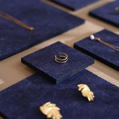 Jewelry - Midnight Blue Felt Jewelry Display Set - WHISPERING WOODS