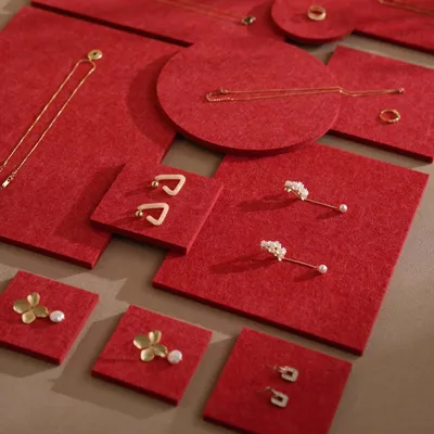 Jewelry - Red Felt Jewelry Display Platform Set - WHISPERING WOODS