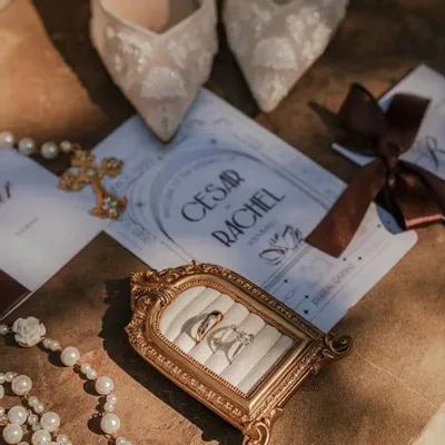 Bijoux - Cadre de présentation en arche Rococo Lucky Clover pour bagues - WHISPERING WOODS