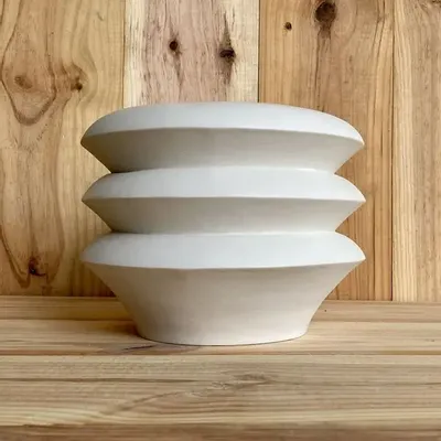Poterie - Vase sculptural et géométrique en porcelaine blanche - Palindrome A4L - CALLIGRAMME