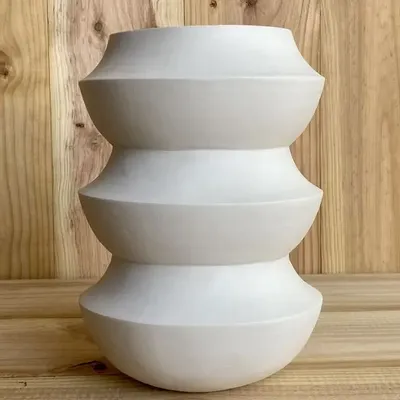 Sculptures, statuettes et miniatures - Vase sculptural et géométrique en porcelaine blanche - Palindrome B4S - CALLIGRAMME