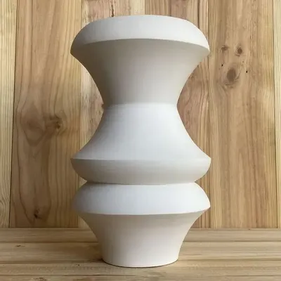 Unique pieces - Sculptural, geometric vase in white porcelain - Palindrome C3L - CALLIGRAMME