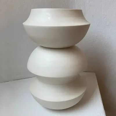 Poterie - Vase sculptural et géométrique en porcelaine blanche - Palindrome B3L - CALLIGRAMME