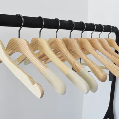 Dressings - Cintres en bois de frêne - Bois naturel- Collection Naturel - MON CINTRE