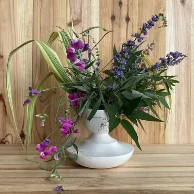 Vases - Sculptural, geometric vase in white porcelain - Oneiros D4 - CALLIGRAMME