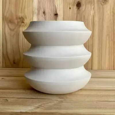 Poterie - Vase sculptural et géométrique en porcelaine blanche - Palindrome B4L - CALLIGRAMME
