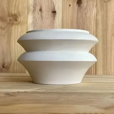 Other Christmas decorations - Sculptural, geometric vase in white porcelain - Palindrome A9L - CALLIGRAMME