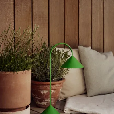 Moveable lighting - Grasp Portable H47 - FRANDSEN & PRIVATE LABEL