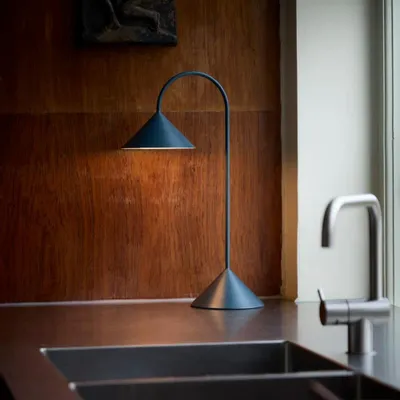 Éclairage nomade - Lampe portable Grasp H47 - FRANDSEN & PRIVATE LABEL