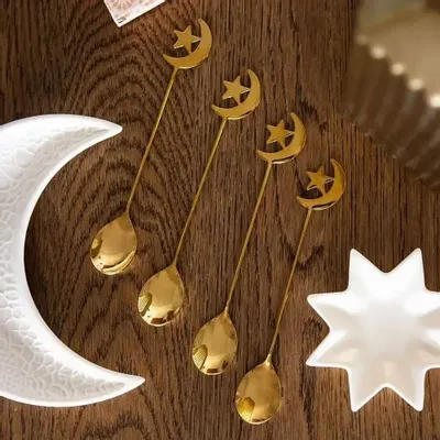 Sets de table - Ensemble de 4 cuillères à thé Étoile et Lune - SOMETHING DIFFERENT WHOLESALE EUROPE BV