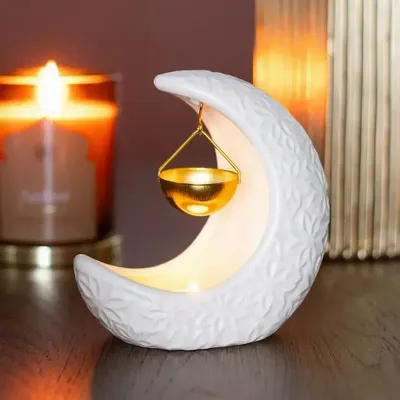 Scents - Crescent Moon Hanging Oil Burner - SOMETHING DIFFERENT WHOLESALE EUROPE BV