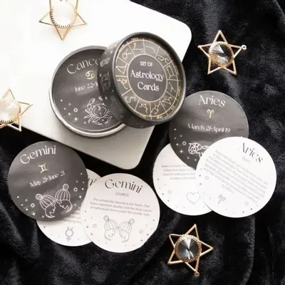 Decorative objects - Astrology Card Gift Set - SOMETHING DIFFERENT WHOLESALE EUROPE BV