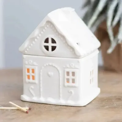 Scents - White Gingerbread House Oil Burner - SOMETHING DIFFERENT WHOLESALE EUROPE BV