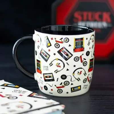 Tasses et mugs - Mug imprimé rétro années 80 - SOMETHING DIFFERENT WHOLESALE EUROPE BV