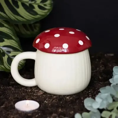 Tasses et mugs - Mug en forme de champignon - SOMETHING DIFFERENT WHOLESALE EUROPE BV