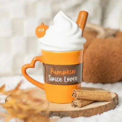 Tasses et mugs - Mug avec couvercle en forme de Pumpkin Spice Latte - SOMETHING DIFFERENT WHOLESALE EUROPE BV