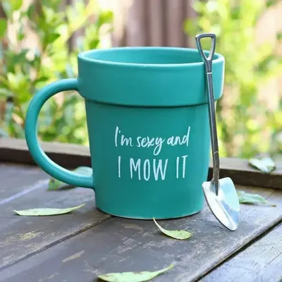 Mugs - Sexy and I Mow It Pot Mug and Shovel Spoon - SOMETHING DIFFERENT WHOLESALE EUROPE BV