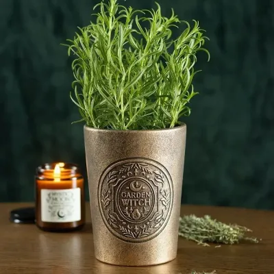Flower pots - Garden Witch Bronze Effect Terracotta Plant Pot - SOMETHING DIFFERENT WHOLESALE EUROPE BV