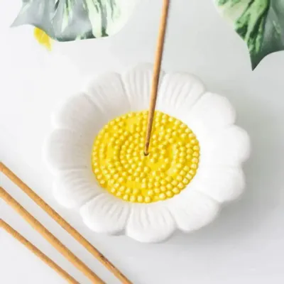 Scents - Daisy Incense Stick Holder - SOMETHING DIFFERENT WHOLESALE EUROPE BV