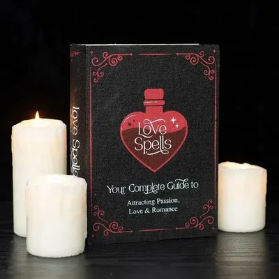 Caskets and boxes - Love Spells Book Storage Box - SOMETHING DIFFERENT WHOLESALE EUROPE BV