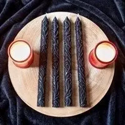 Objets de décoration - Lot de 3 bougies chandelles noires à motifs en creux - SOMETHING DIFFERENT WHOLESALE EUROPE BV