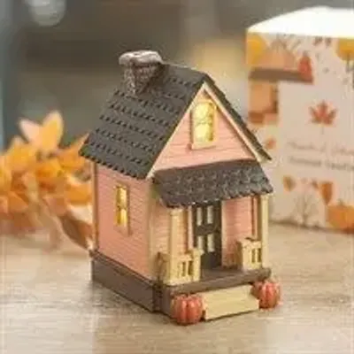 Decorative objects - Pink House LED Light Up Decoration - SOMETHING DIFFERENT WHOLESALE EUROPE BV