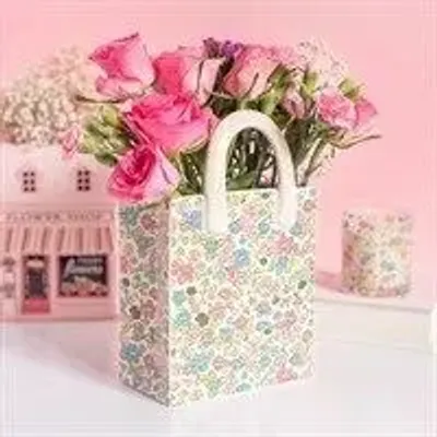 Decorative objects - The Floral Edit Bag Shaped Flower Vase - SOMETHING DIFFERENT WHOLESALE EUROPE BV