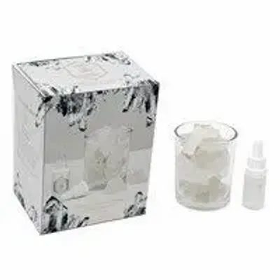 Objets de décoration - Diffuseur d’huiles parfumées avec cristaux de quartz transparent – 280 g - SOMETHING DIFFERENT WHOLESALE EUROPE BV