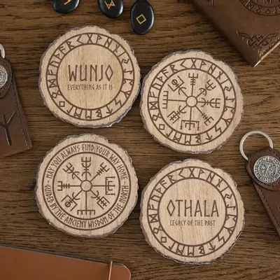 Placemats - Set of 4 Norse Mythology Wood Slice Coasters - SOMETHING DIFFERENT WHOLESALE EUROPE BV