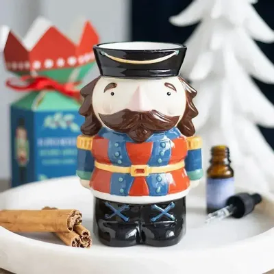 Scents - Nutcracker Shaped Oil Burner and Wax Warmer - SOMETHING DIFFERENT WHOLESALE EUROPE BV