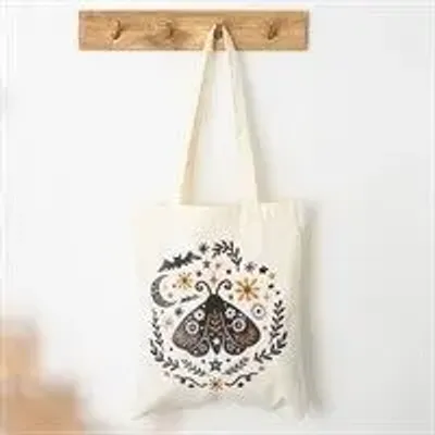 Objets de décoration - Tote bag papillon de nuit de style folk - SOMETHING DIFFERENT WHOLESALE EUROPE BV