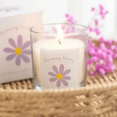 Bougies - Bougie aux fleurs sauvages et à la jolie marguerite épanouie - SOMETHING DIFFERENT WHOLESALE EUROPE BV