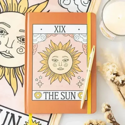 Stationery - The Sun Vintage Tarot A5 Notebook - SOMETHING DIFFERENT WHOLESALE EUROPE BV