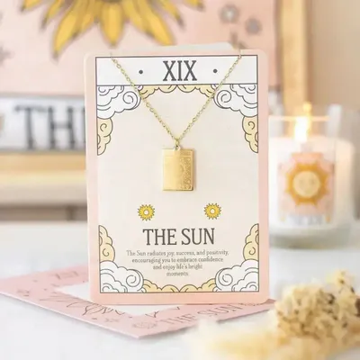 Jewelry - The Sun Vintage Tarot Necklace on Greeting Card - SOMETHING DIFFERENT WHOLESALE EUROPE BV