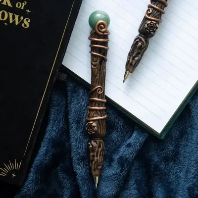 Stationery - Abundance Green Aventurine Crystal Wand Pen - SOMETHING DIFFERENT WHOLESALE EUROPE BV