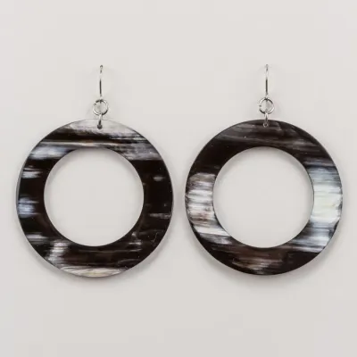Jewelry - Large flat ring earrings in blond and black horn - Marbled blond horn - L INDOCHINEUR X RIVÊT