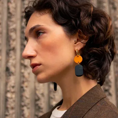 Jewelry - Mini Totem hoop earrings in blond horn and burgundy lacquer - Green - L INDOCHINEUR X RIVÊT